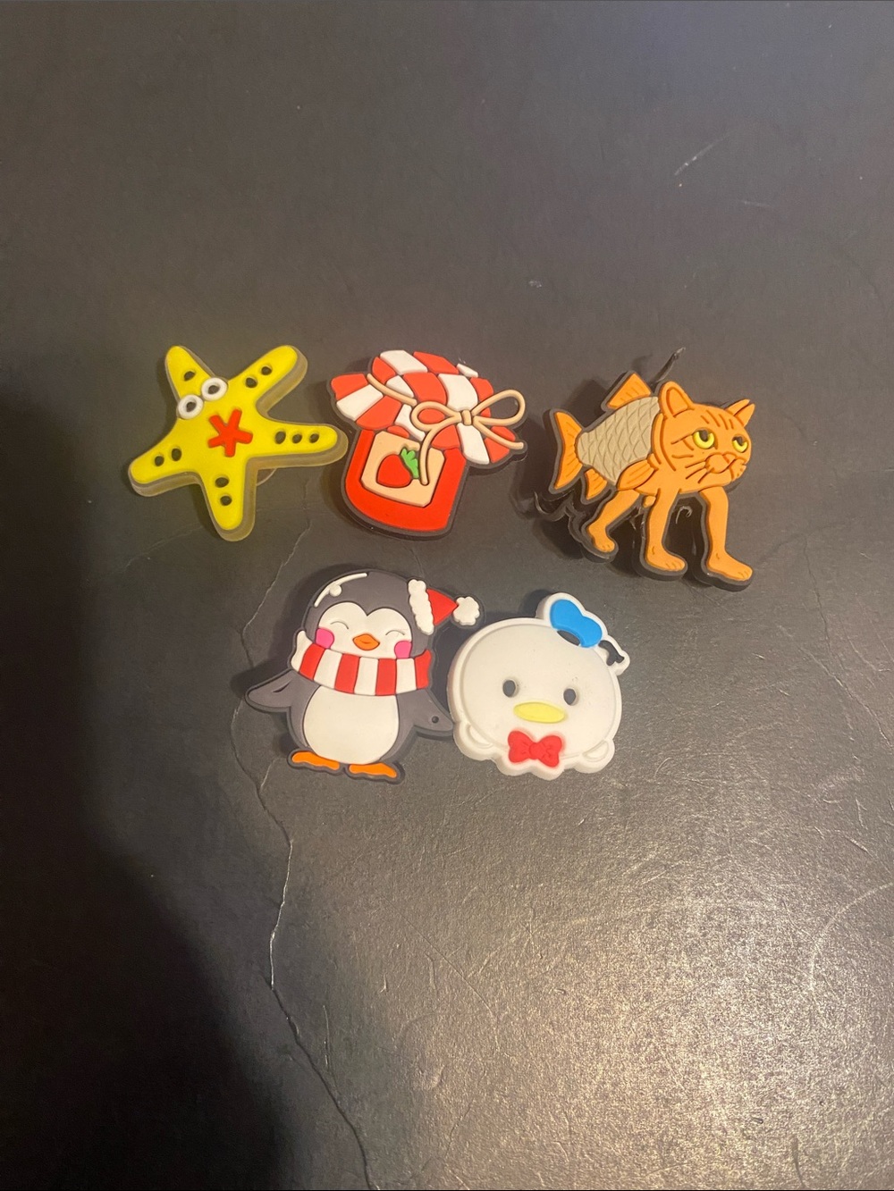 Jibbitz Croc Charms Yellow Starfish Red & White Gift Penguin Cat Blue Accent